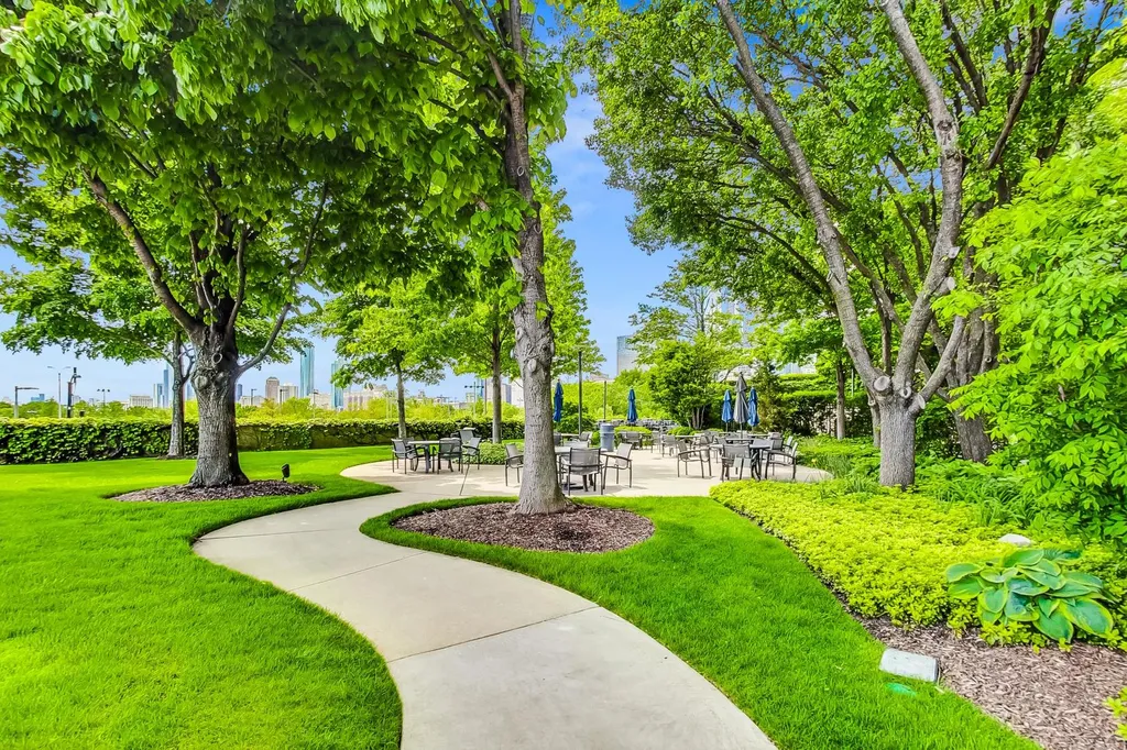 155 North Harbor Drive Chicago IL 60601