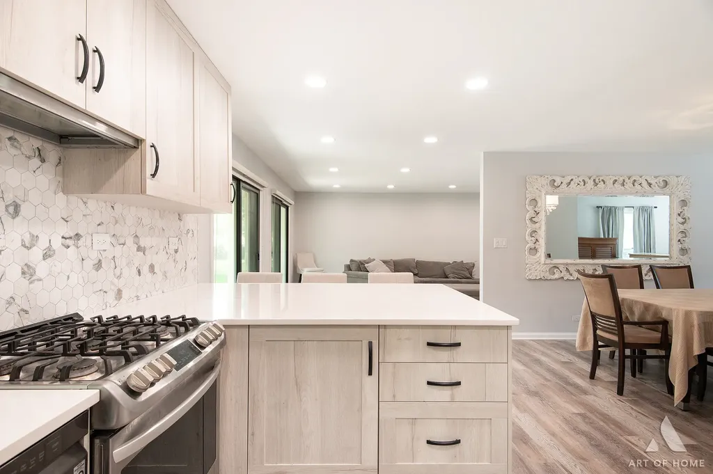 2 Dogwood Road Rolling Meadows IL 60008