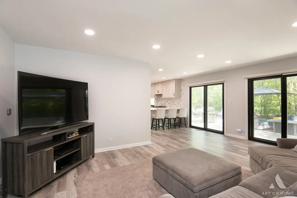 2 Dogwood Road Rolling Meadows IL 60008