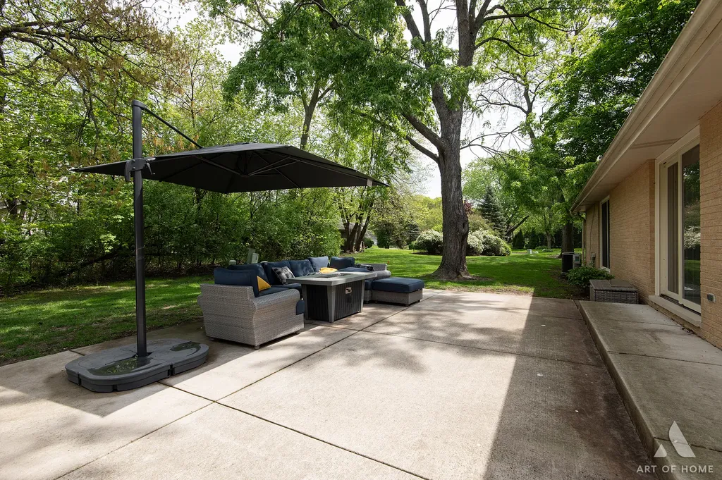 2 Dogwood Road Rolling Meadows IL 60008