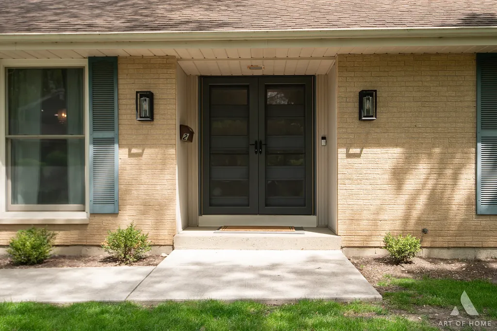 2 Dogwood Road Rolling Meadows IL 60008