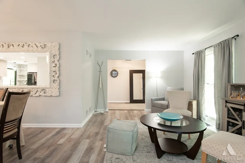 2 Dogwood Road Rolling Meadows IL 60008