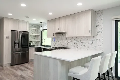 2 Dogwood Road Rolling Meadows IL 60008