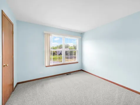 452 Blue Springs Drive Fox Lake IL 60020
