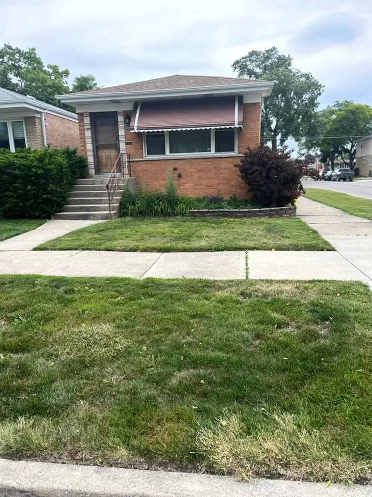 5959 South Rutherford Avenue Chicago IL 60638