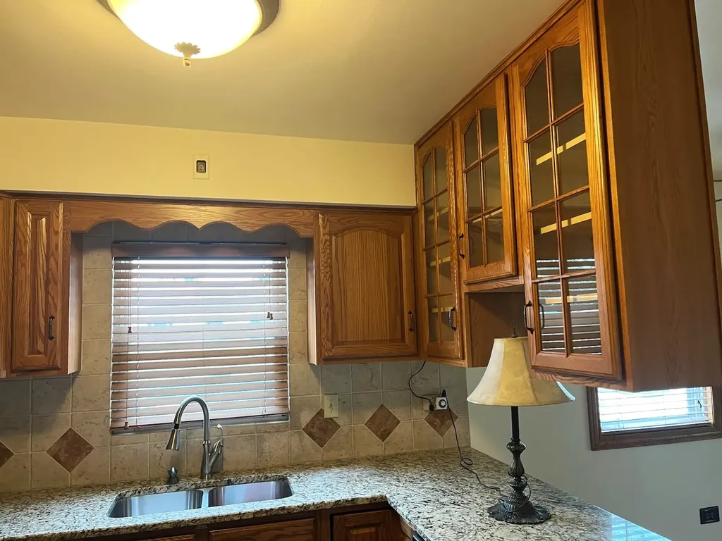 5959 South Rutherford Avenue Chicago IL 60638