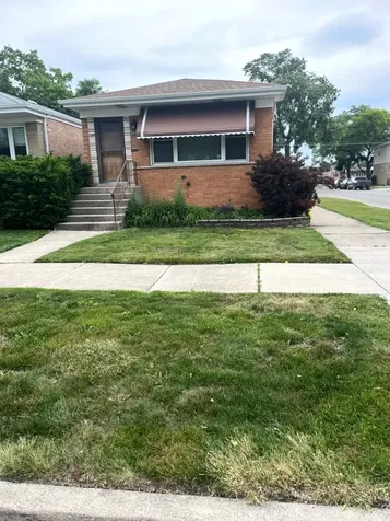 5959 South Rutherford Avenue Chicago IL 60638