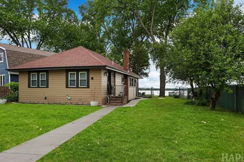39225 North Shore Avenue Antioch IL 60002