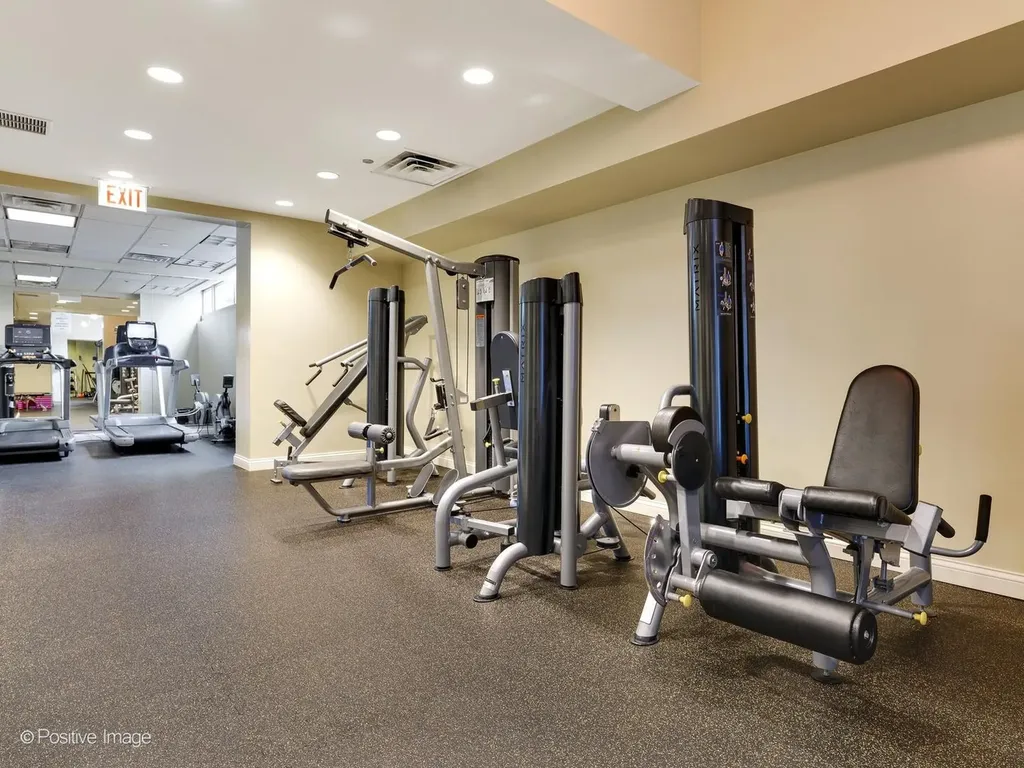21 East Huron Street Chicago IL 60611