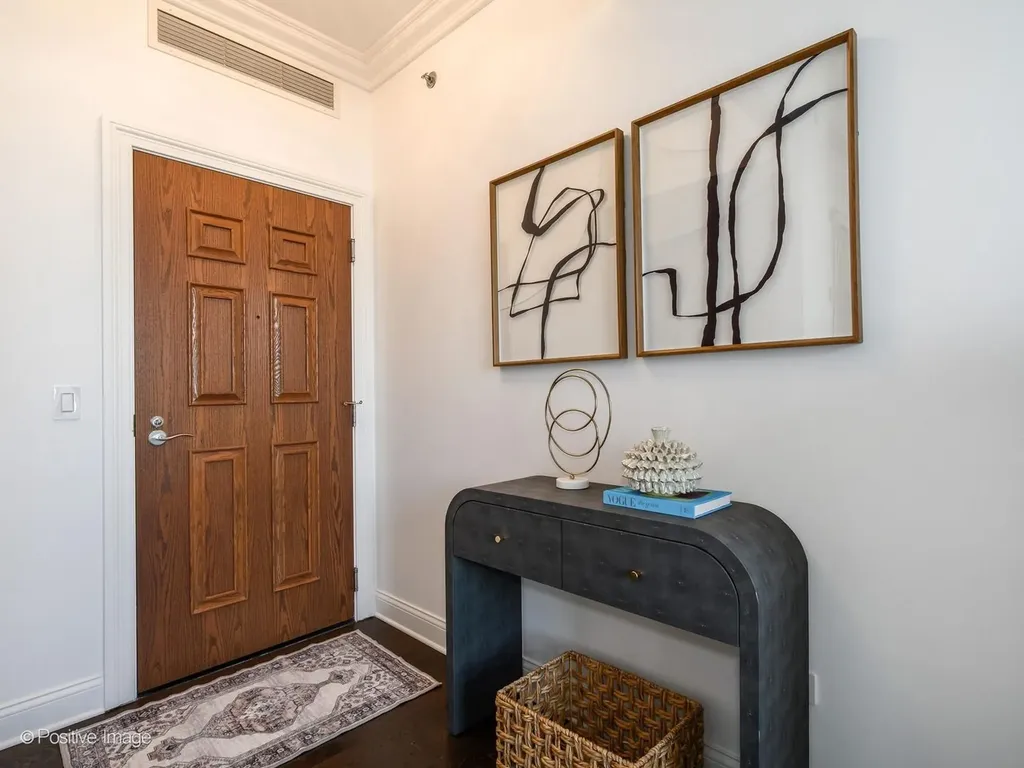 21 East Huron Street Chicago IL 60611