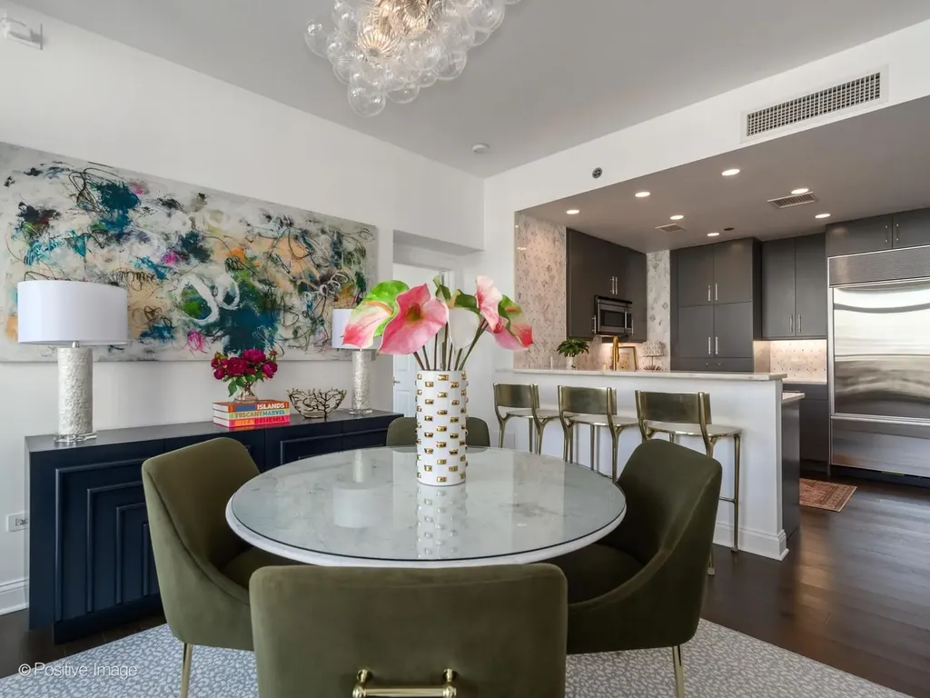 21 East Huron Street Chicago IL 60611