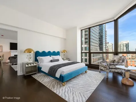 21 East Huron Street Chicago IL 60611