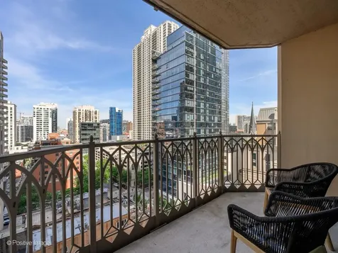 21 East Huron Street Chicago IL 60611