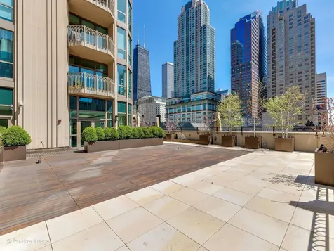 21 East Huron Street Chicago IL 60611