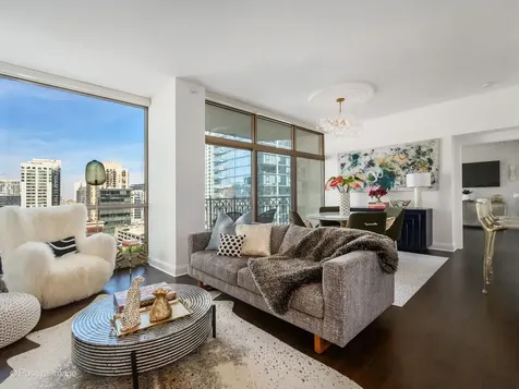 21 East Huron Street Chicago IL 60611