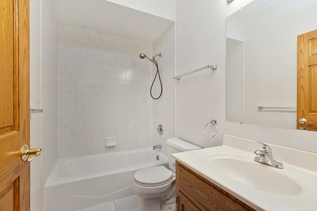 16733 Summercrest Avenue Orland Park IL 60467