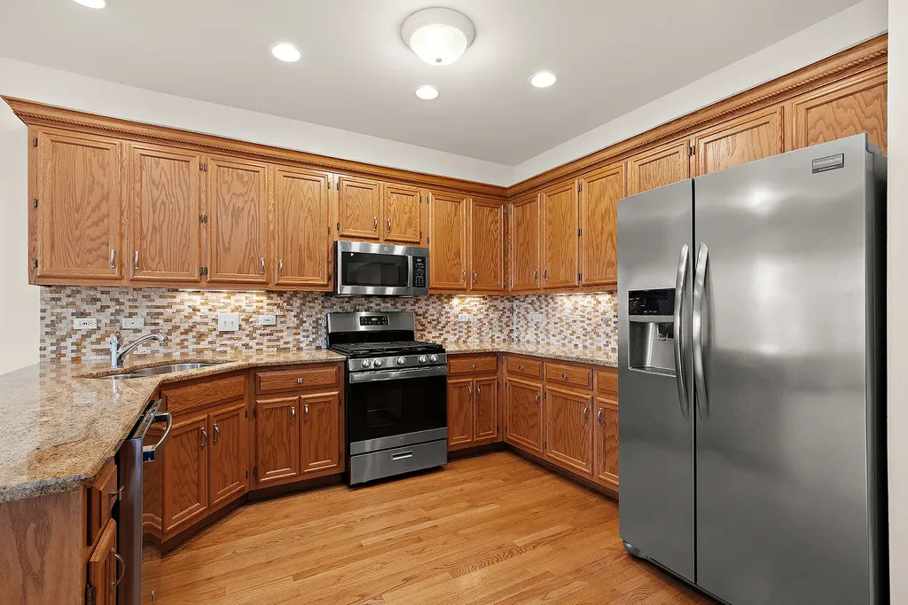 16733 Summercrest Avenue Orland Park IL 60467