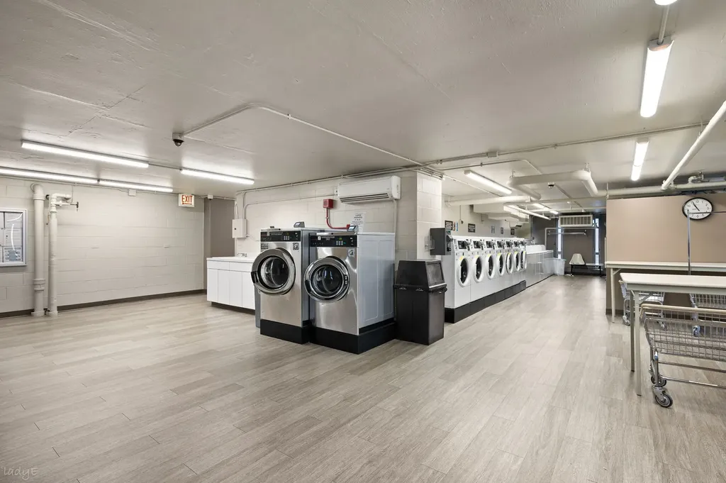 3550 North Lake Shore Drive Chicago IL 60657