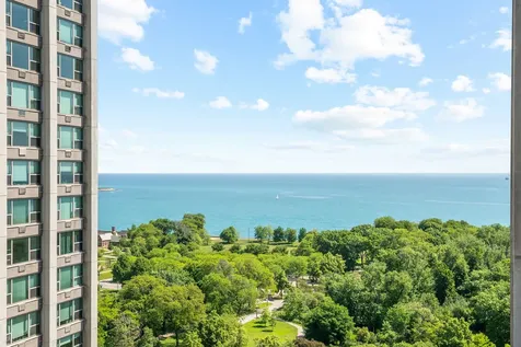 3550 North Lake Shore Drive Chicago IL 60657