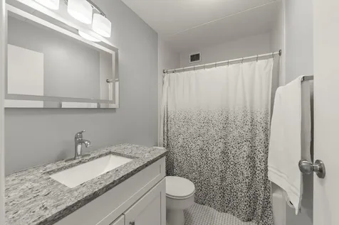 2005 South Finley Road Lombard IL 60148