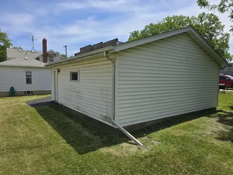 627 N. 11th Street Dekalb IL 60115