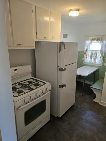 627 N. 11th Street Dekalb IL 60115