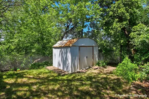 12 Arlington Lane Fox Lake IL 60020