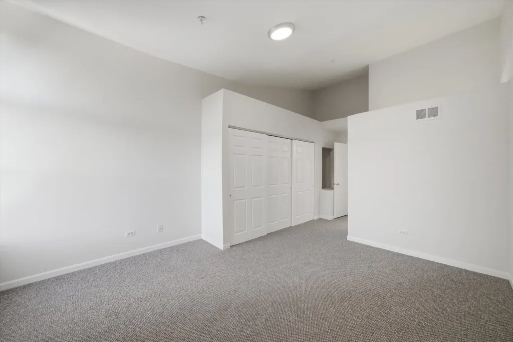 8009 Lincoln Avenue Skokie IL 60077