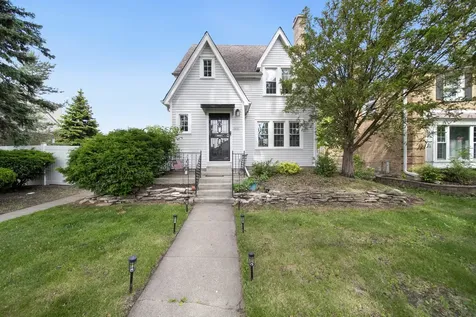 2632 Maple Street Franklin Park IL 60131