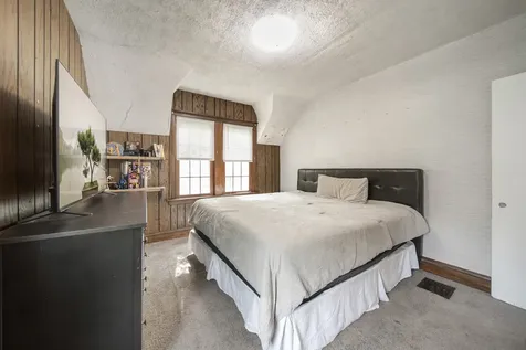 2632 Maple Street Franklin Park IL 60131