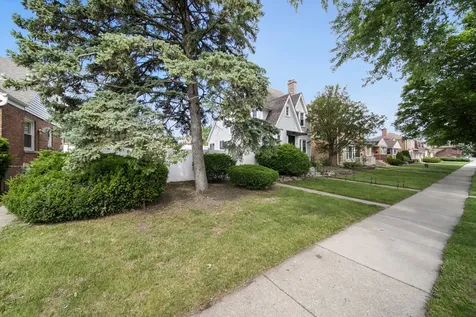 2632 Maple Street Franklin Park IL 60131