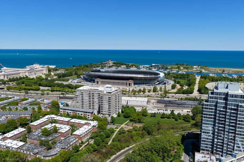 1601 South Michigan Avenue Chicago IL 60616