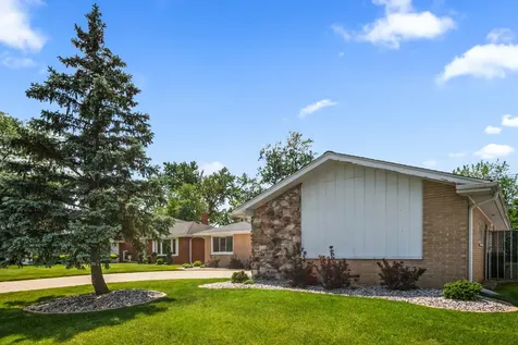16650 Greenwood Avenue South Holland IL 60473