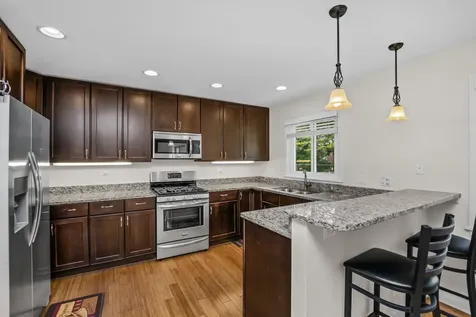 16650 Greenwood Avenue South Holland IL 60473