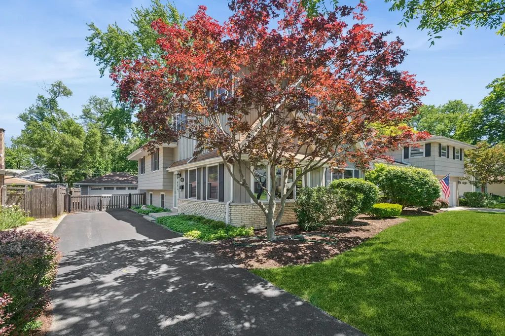 4405 Prospect Avenue Downers Grove IL 60515