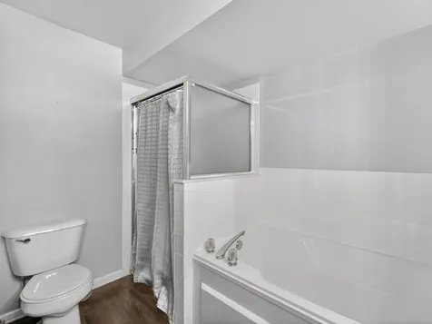 979 Huntington Drive Elk Grove Village IL 60007