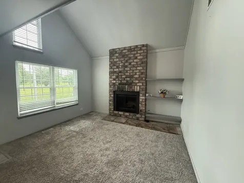 939 Chase Court Gurnee IL 60031