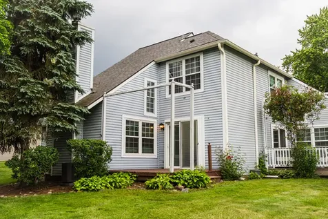 939 Chase Court Gurnee IL 60031