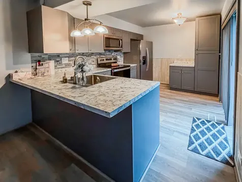939 Chase Court Gurnee IL 60031