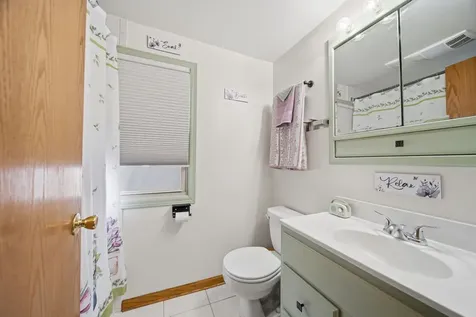 14357 Knox Avenue Midlothian IL 60445