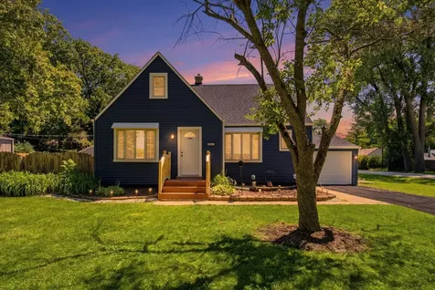 14357 Knox Avenue Midlothian IL 60445