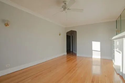 8229 South Vernon Avenue Chicago IL 60619