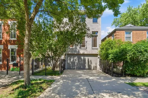 722 North Leavitt Street Chicago IL 60612