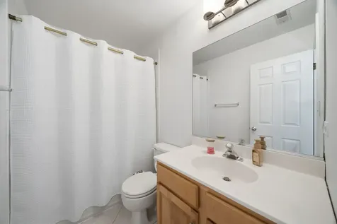 722 North Leavitt Street Chicago IL 60612