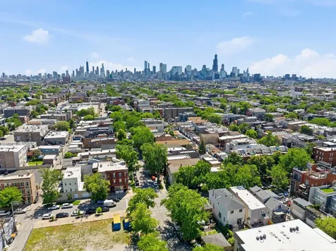 722 North Leavitt Street Chicago IL 60612
