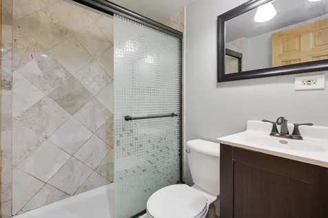898 Debra Lane Elk Grove Village IL 60007