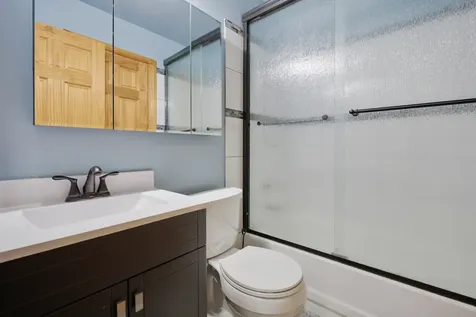 898 Debra Lane Elk Grove Village IL 60007
