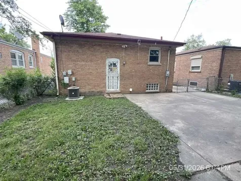 15510 Maryland Avenue Dolton IL 60419