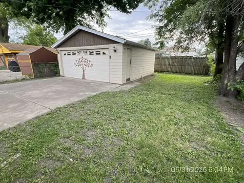 15510 Maryland Avenue Dolton IL 60419