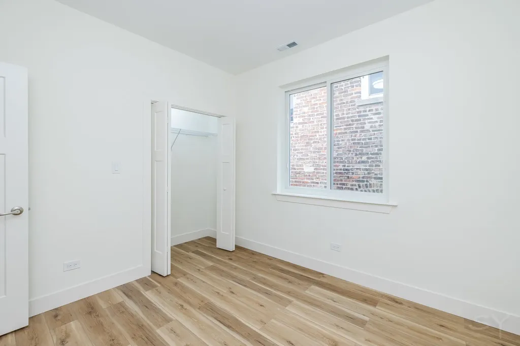 2611 West 21 Street Chicago IL 60608